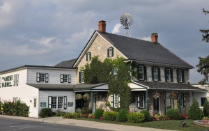 If you’ are curious about Amish lifestyle then visit Lancaster County in Pennsylvania