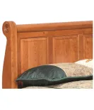 Victoria's Tradition Sleigh Bed