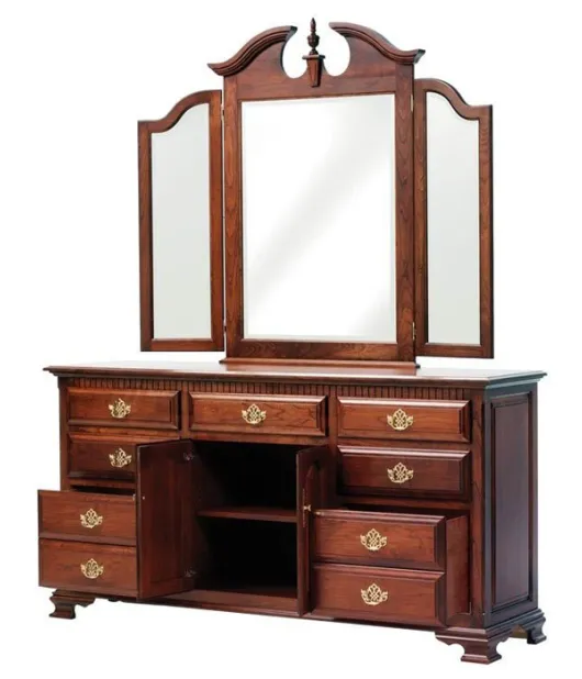 Victoria's Tradition 72" 7 Drawer 2 Door Dresser